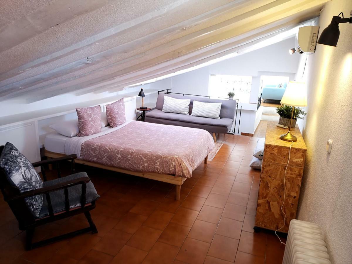 Апартаменты Apartamento Atocha 68 Мадрид Экстерьер фото
