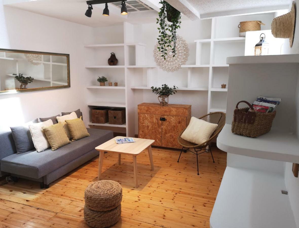 Апартаменты Apartamento Atocha 68 Мадрид Экстерьер фото