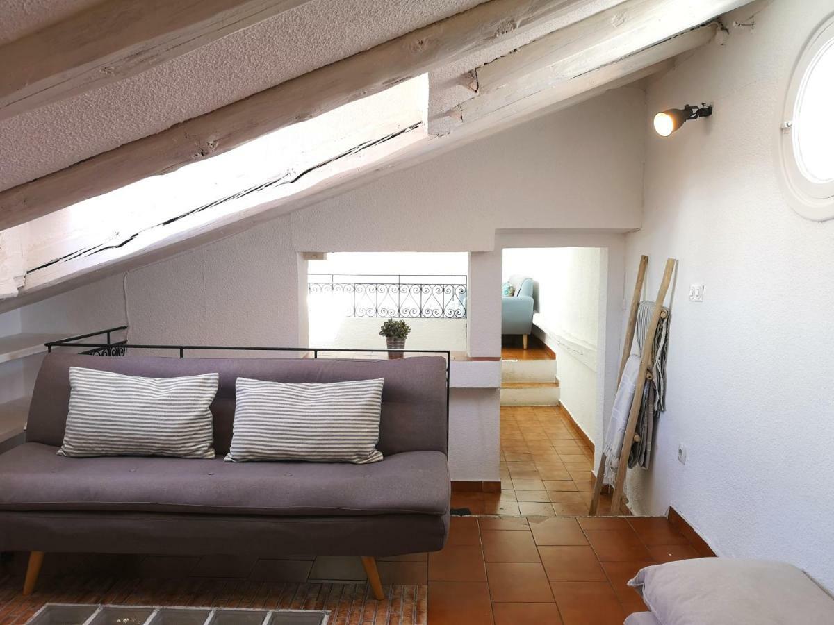 Апартаменты Apartamento Atocha 68 Мадрид Экстерьер фото